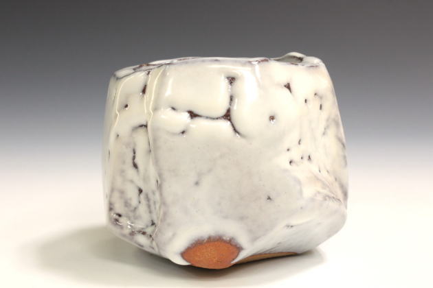 柳瀬美術店 / 8代兼田昌尚「萩刳貫ぐい呑-3」共箱[KANEDA Masanao]Sake cup