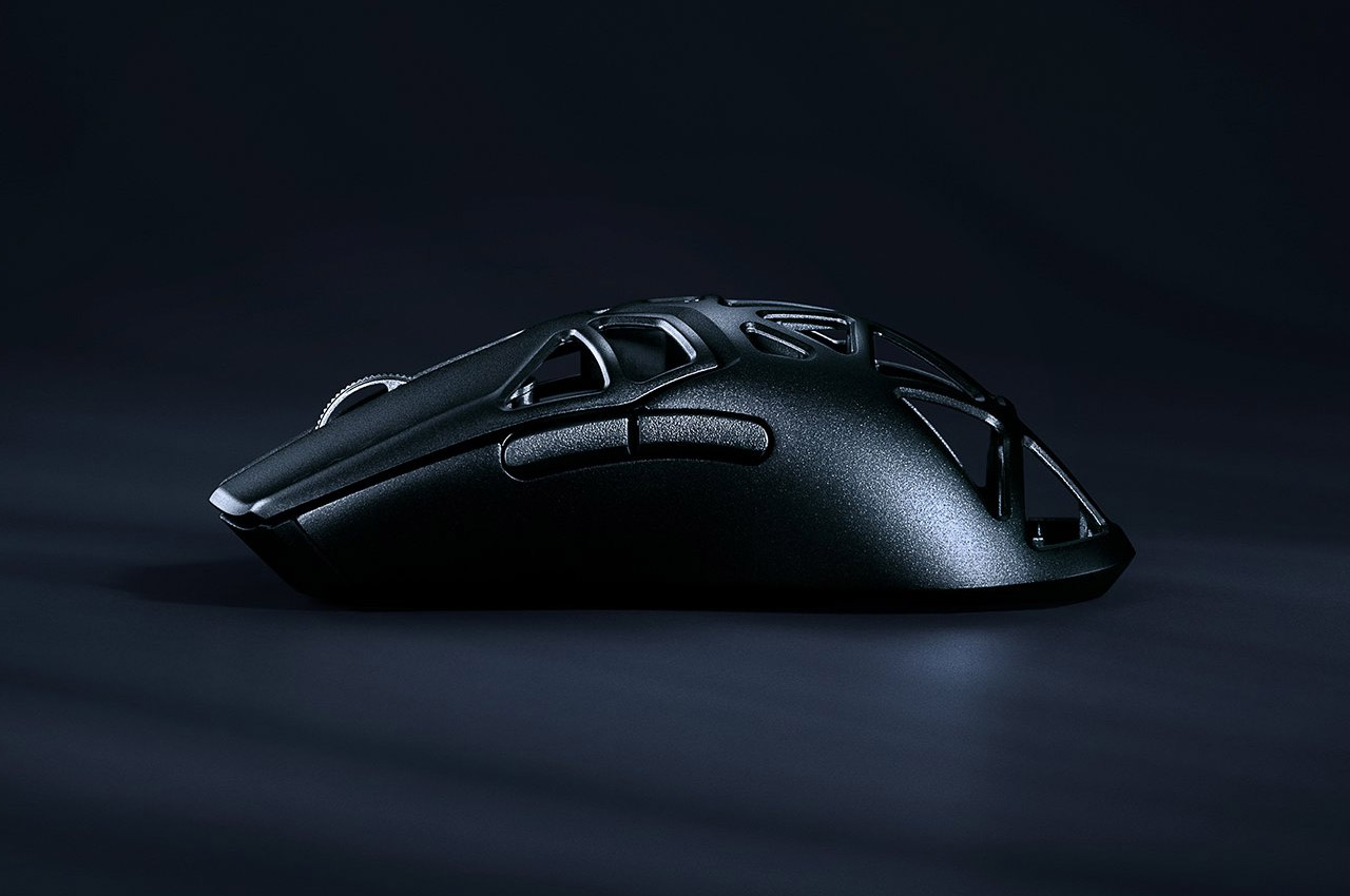 Ultra-Lightweight Razer Viper Mini Signature Edition gaming mouse
