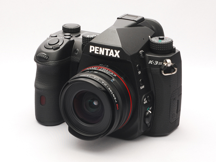 中古カメラご一行様（by八百富写真機店）