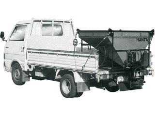 車載式凍結防止剤散布機 | 商品情報 | 建機レンタルのヨシカワ