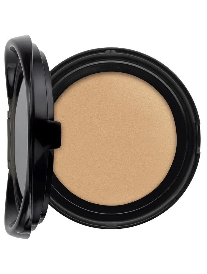 ファンデーション「ラディアント タッチ グロウパクト」イヴ・サン