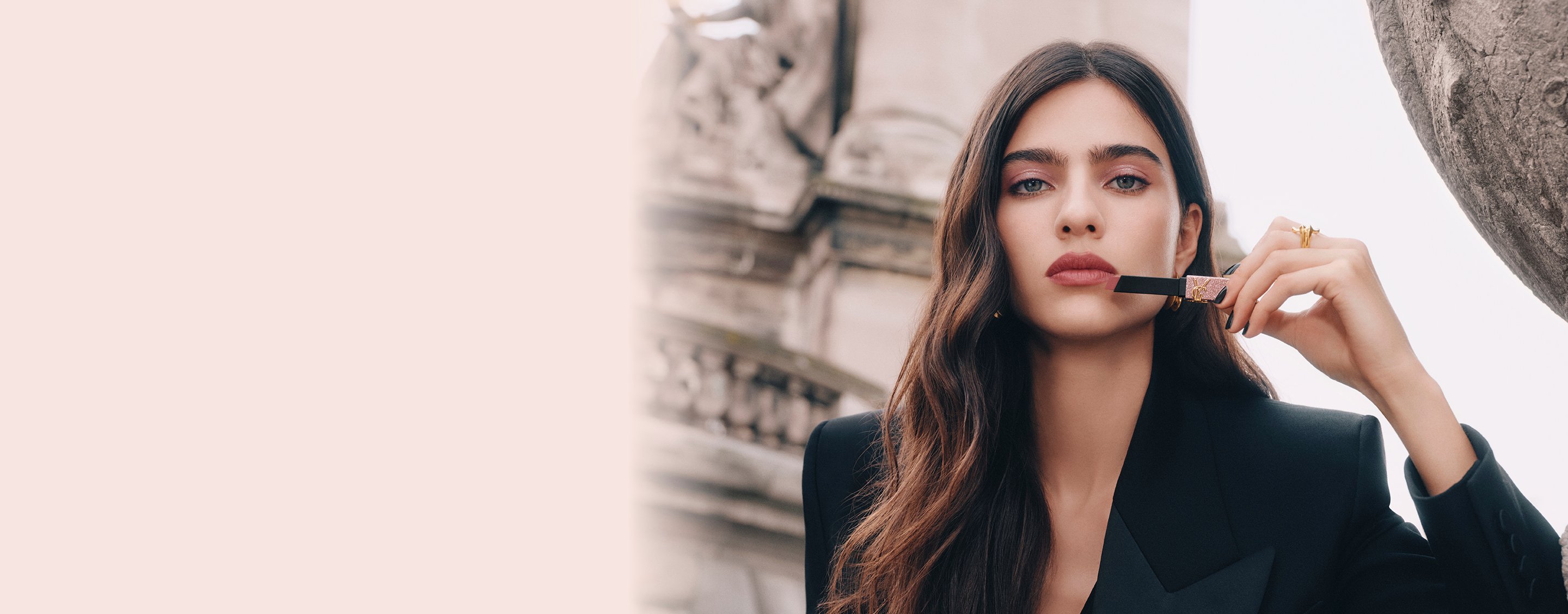 Own the spotlight with The Slim Collector Valentine's Day | YSL Beauty