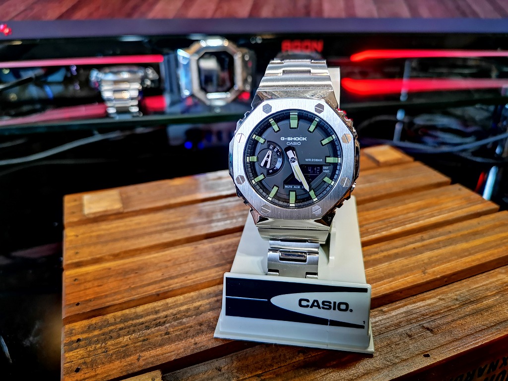 GA-2100 カシオーク フルメタル化パーツ実際につけてみた。メタル