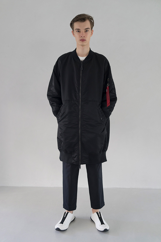 KING OF MILITARY / TOPICS / ZUCCa