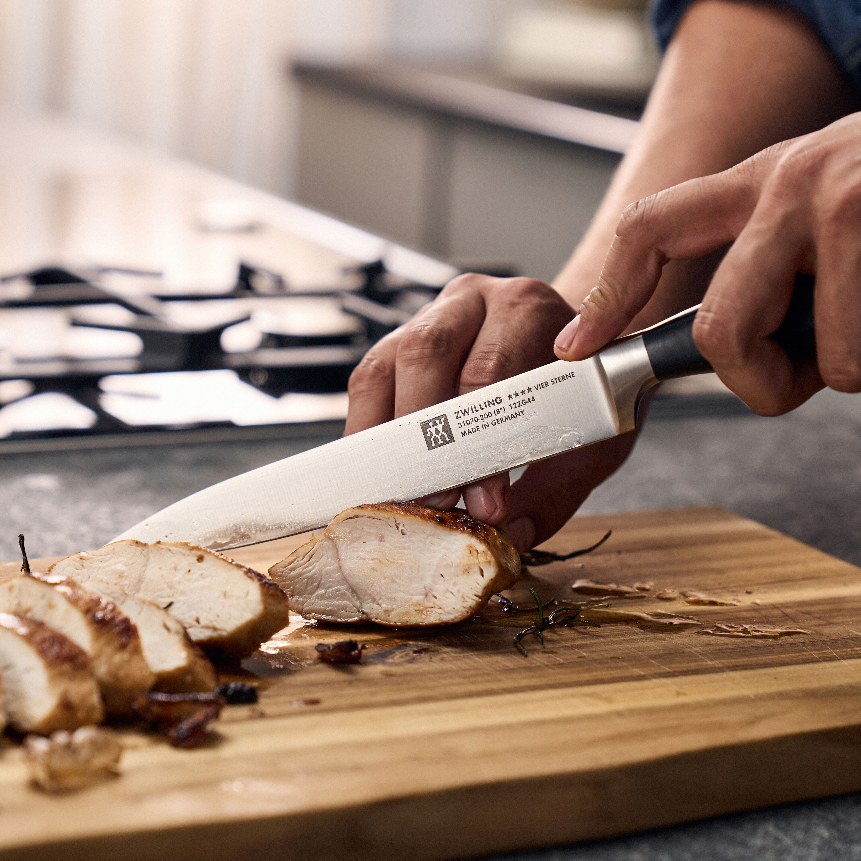 Buy ZWILLING Four Star Carving knife | ZWILLING.COM