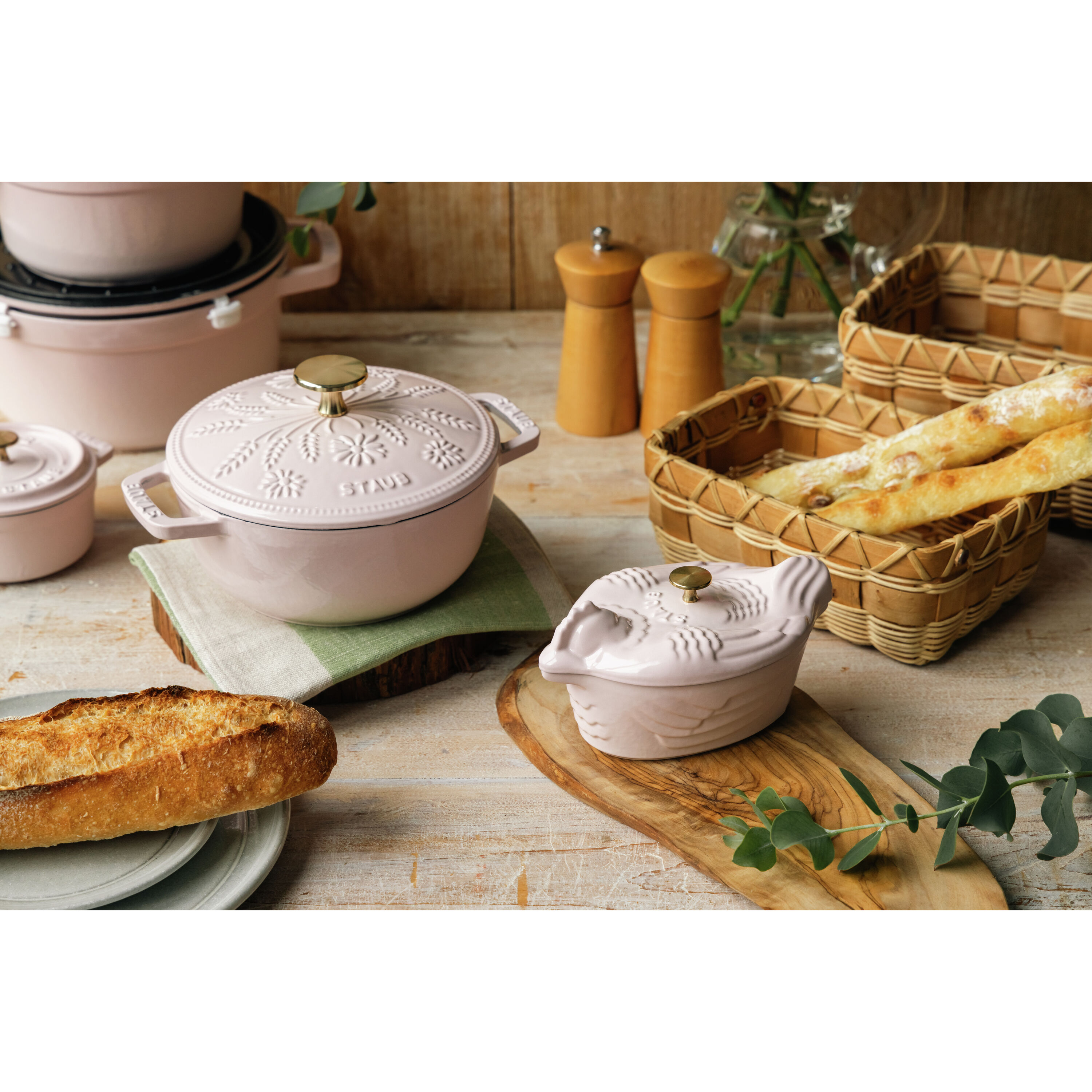 ストウブ 鋳物ホーロー鍋 ピコ・ココット | ツヴィリング公式