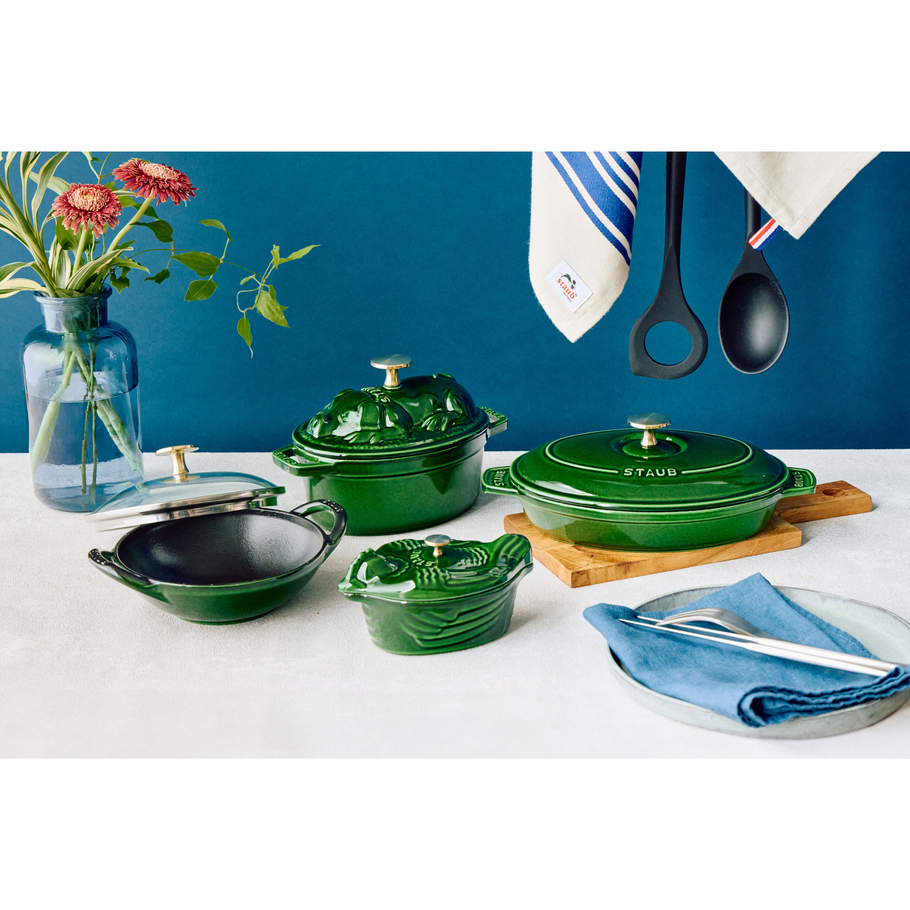 ストウブ 鋳物ホーロー鍋 ピコ・ココット | ツヴィリング公式