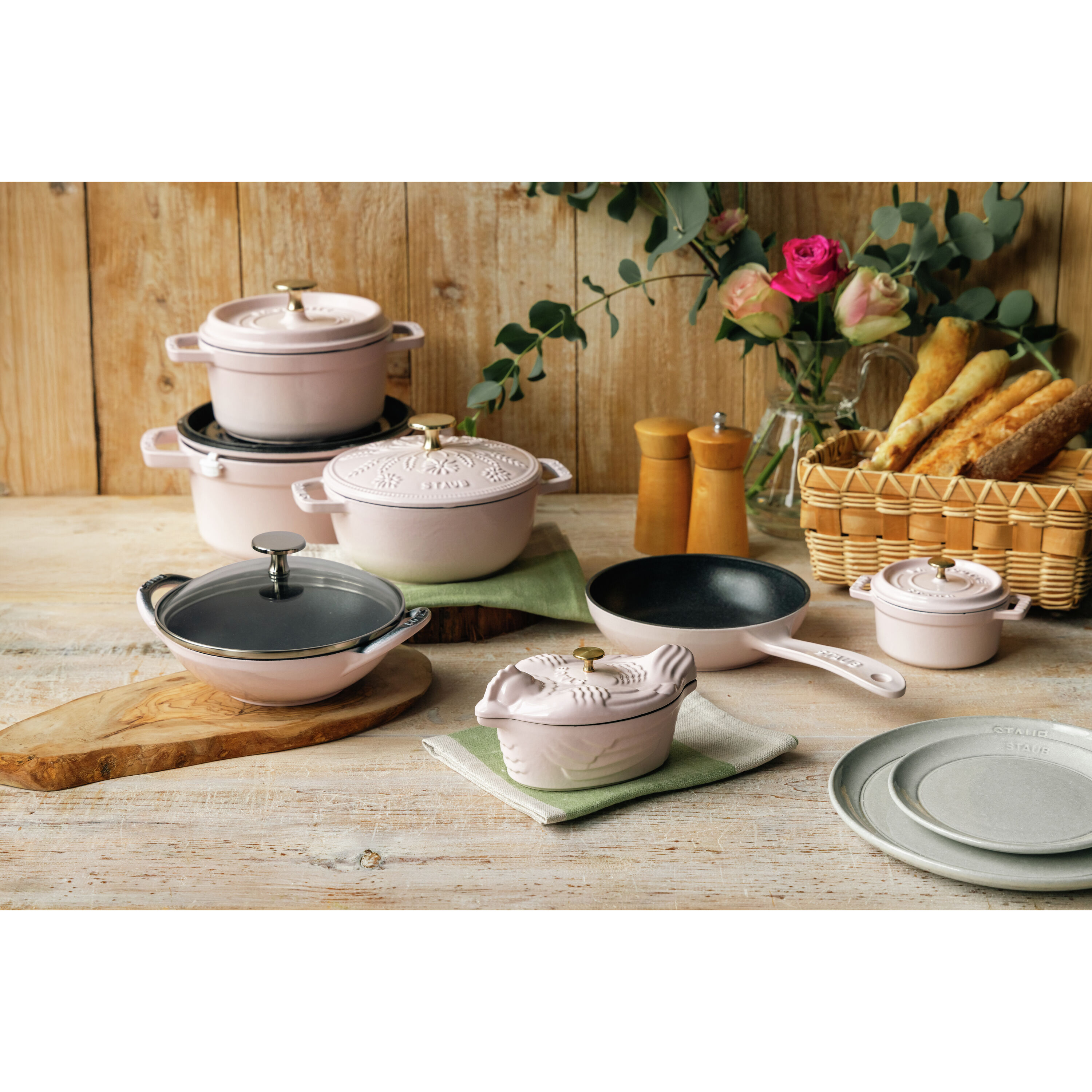 ストウブ 鋳物ホーロー鍋 ピコ・ココット | ツヴィリング公式