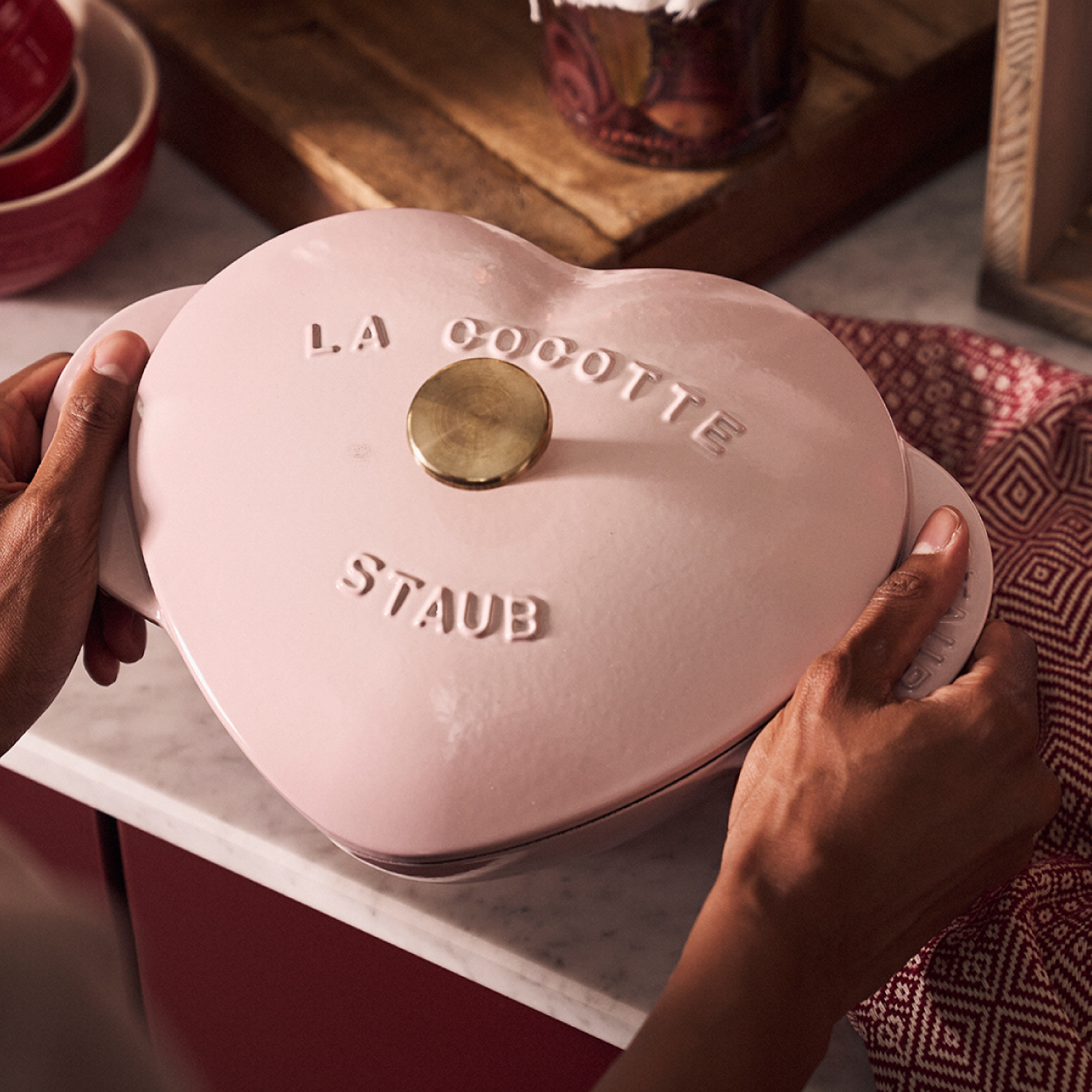 Buy Staub Cast Iron Cocotte | ZWILLING.COM