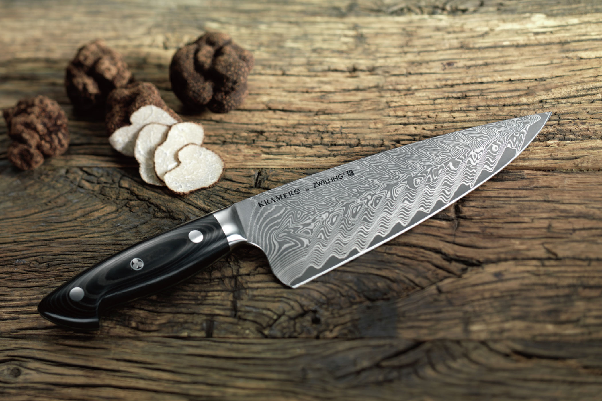 ダマスカス包丁とは？メリット・デメリットやおすすめの包丁をご紹介