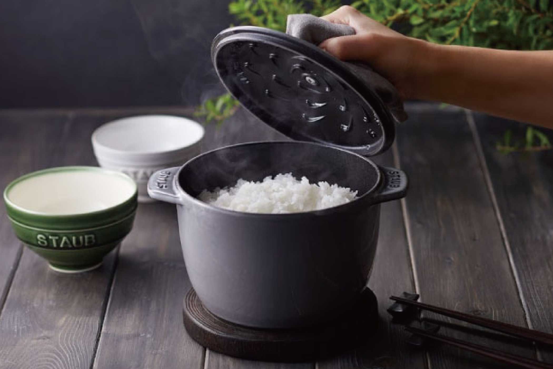 ラ・ココット de GOHAN| 鋳物ホーロー鍋| ストウブ(STAUB)公式通販