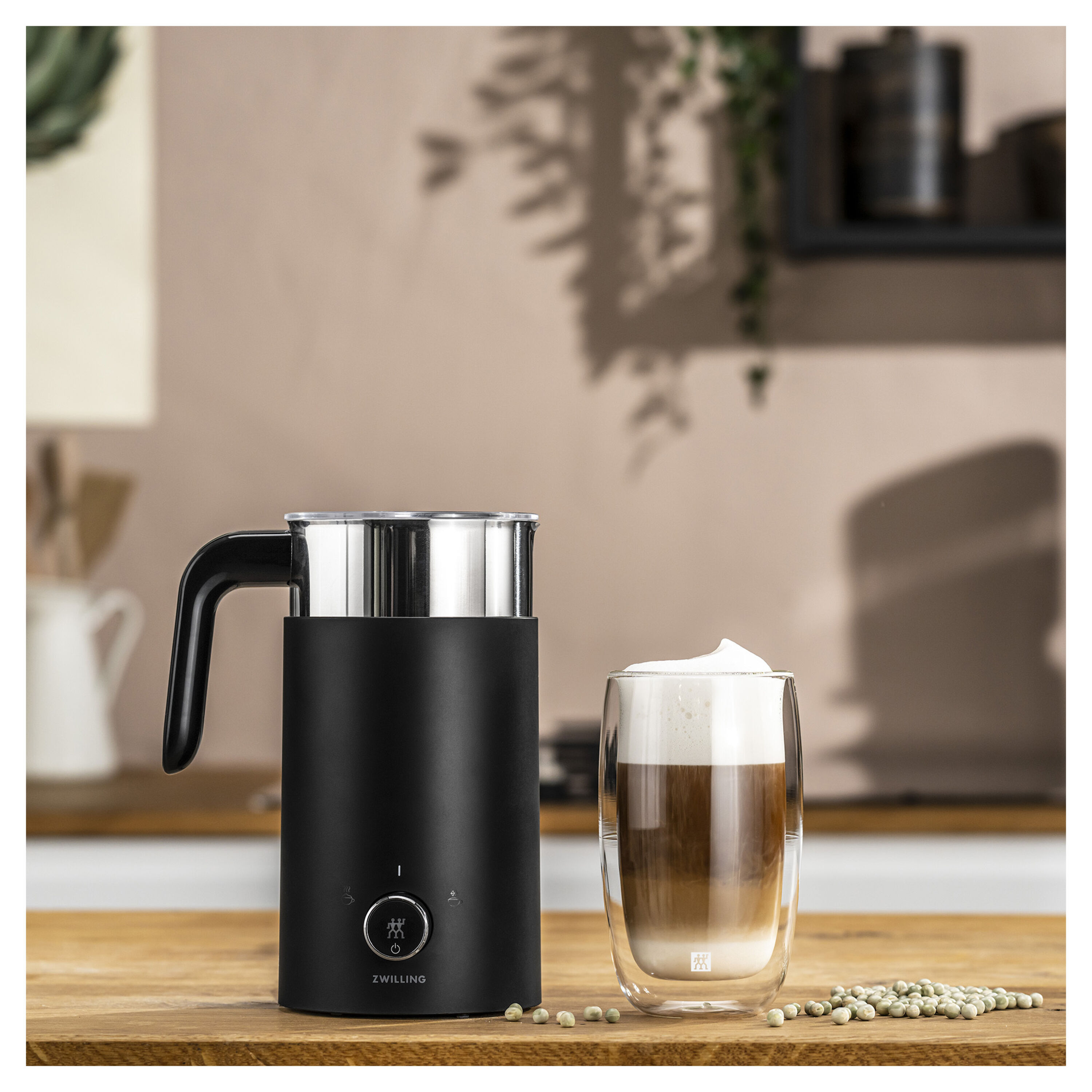 750047635.jpg?sw=720&sh=720&sm=fit