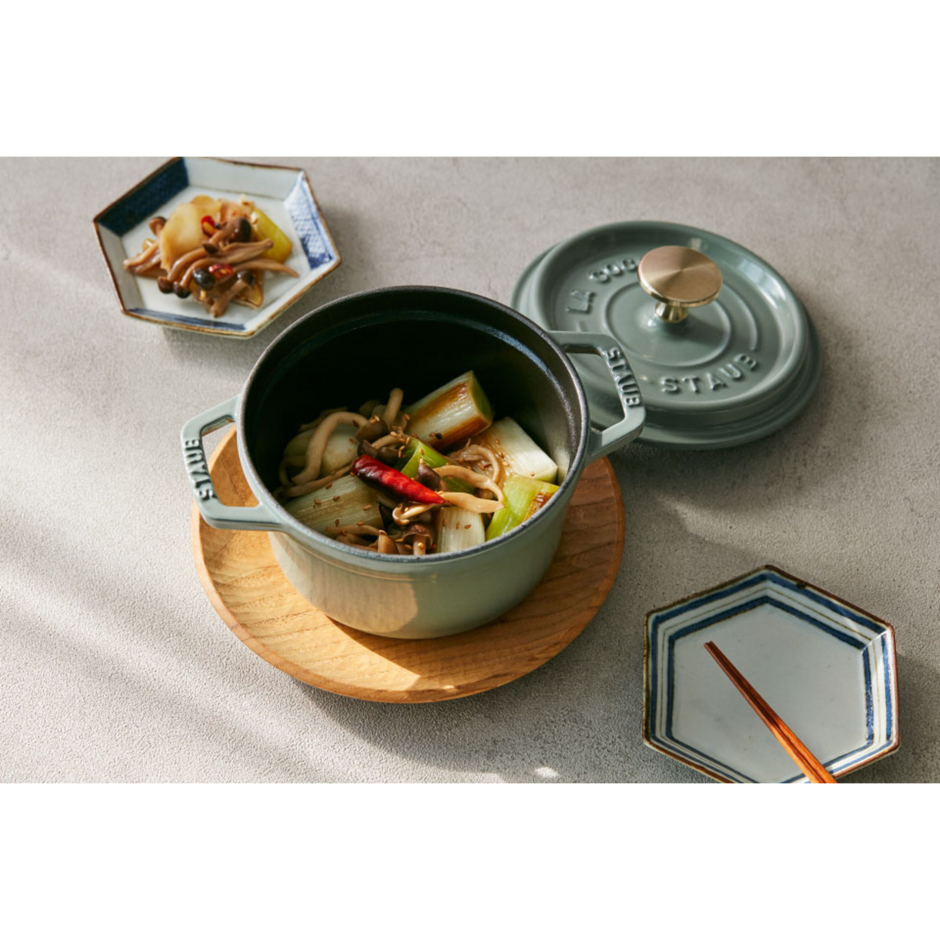 ストウブ ココット ラウンド 14cm| 鋳物ホーロー鍋| ストウブ(STAUB