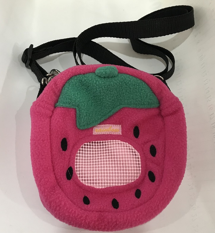 フルーツポーチ いちご おでかけ | モモンガ スタイル