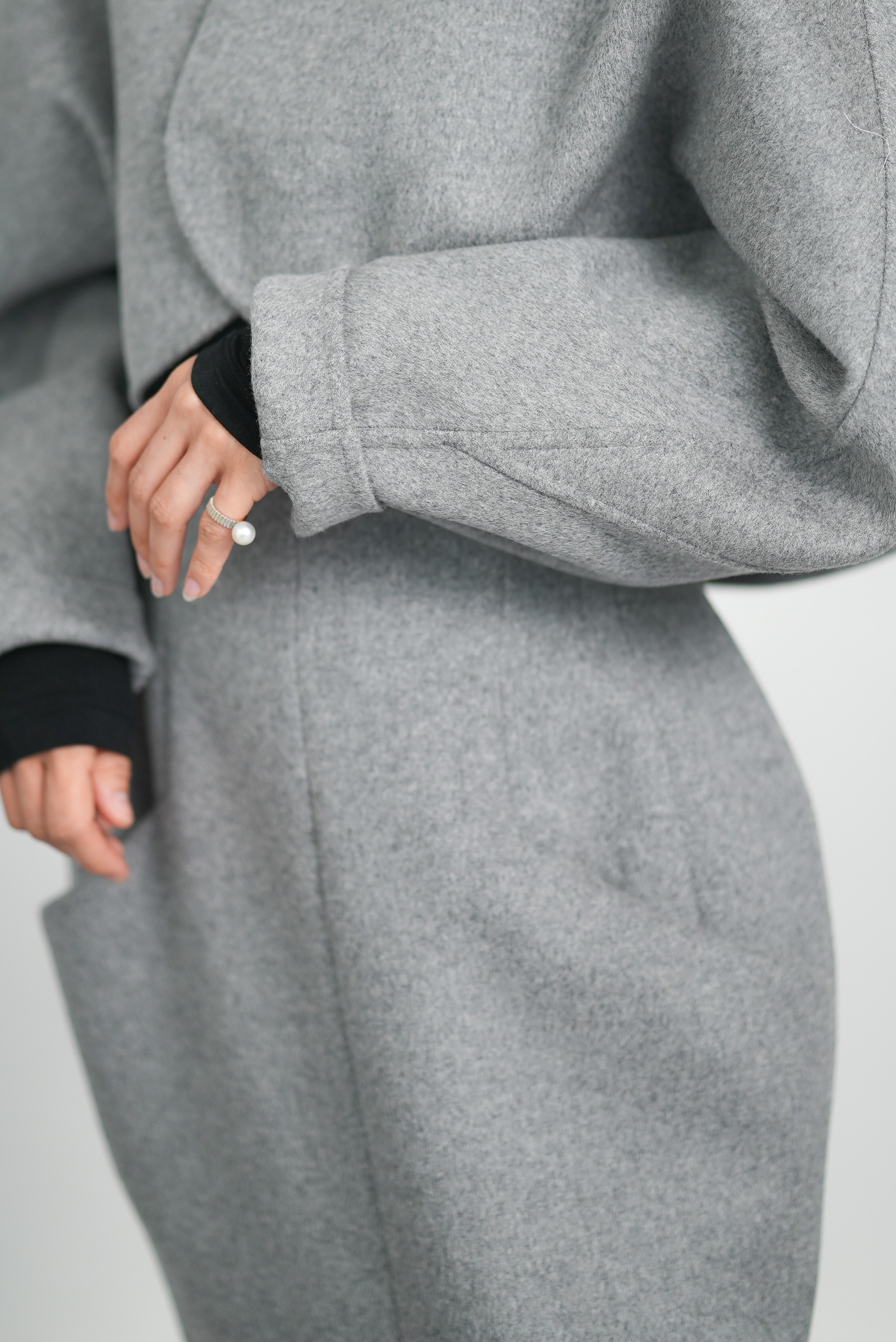 Barbara Wool Cashmere gray | SHE Tokyo online shop