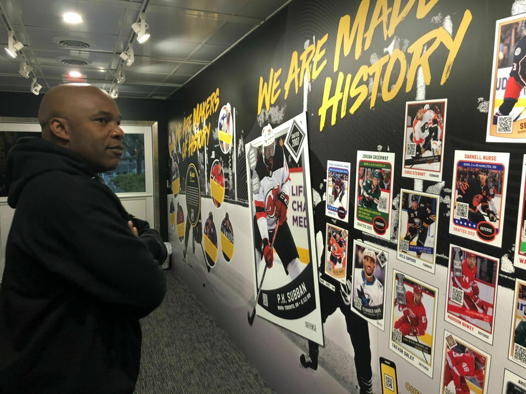 NHL's first black player stops in DC on national tour - WTOP News