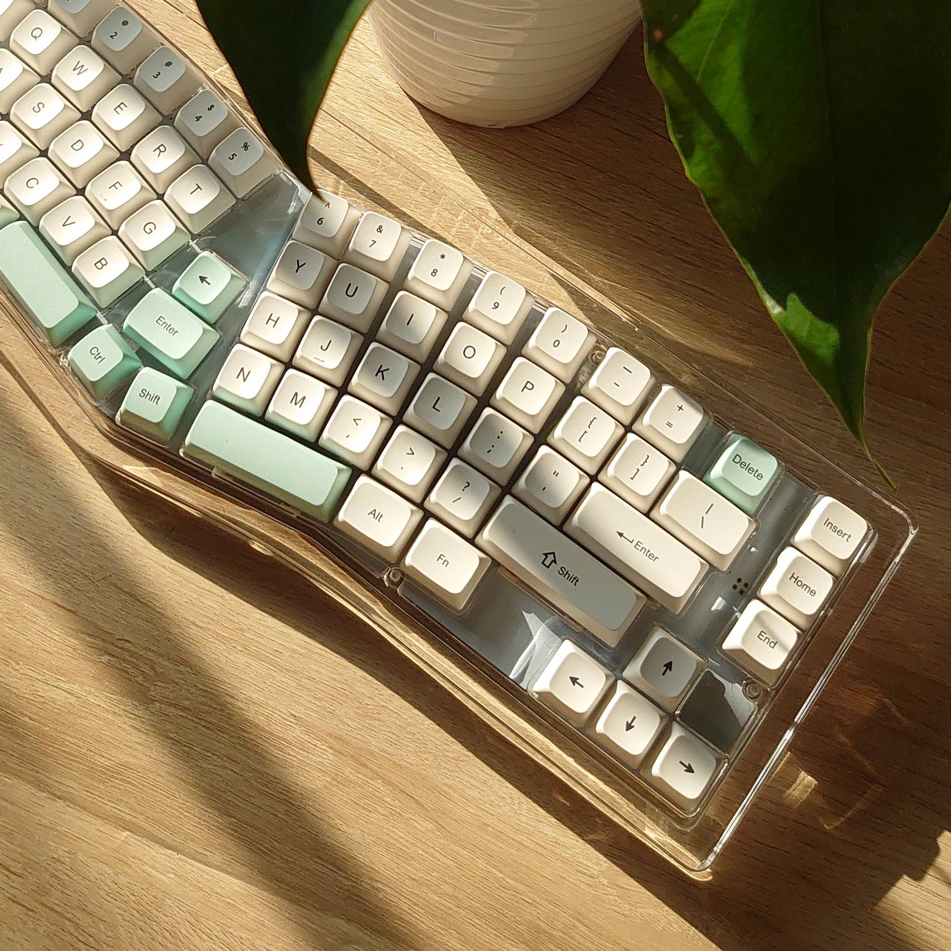 X-Bows Crystal: Wireless Ergonomic Mechanical Keyboard – X-Bows® Store