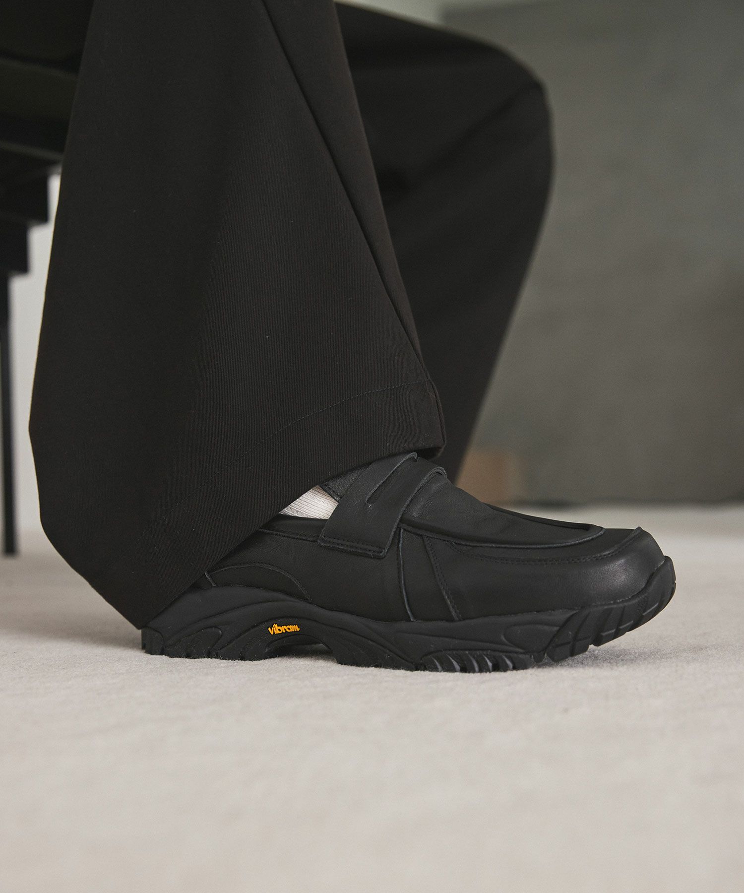 Vibram × OPENING ACT] ボリュームVIBRAMソールリアルレザースウェード