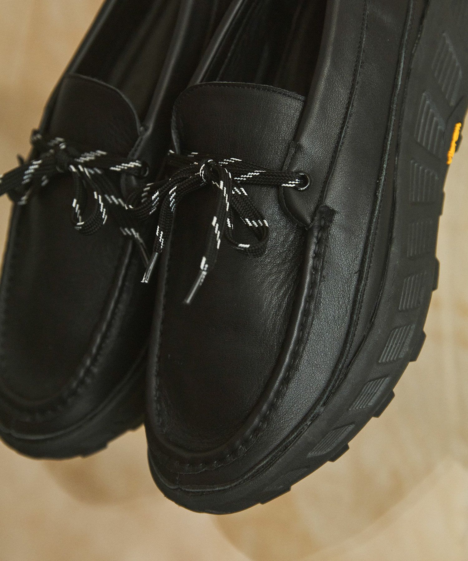 Vibram × OPENING ACT] ボリュームVIBRAMソールリアルレザーモカシン