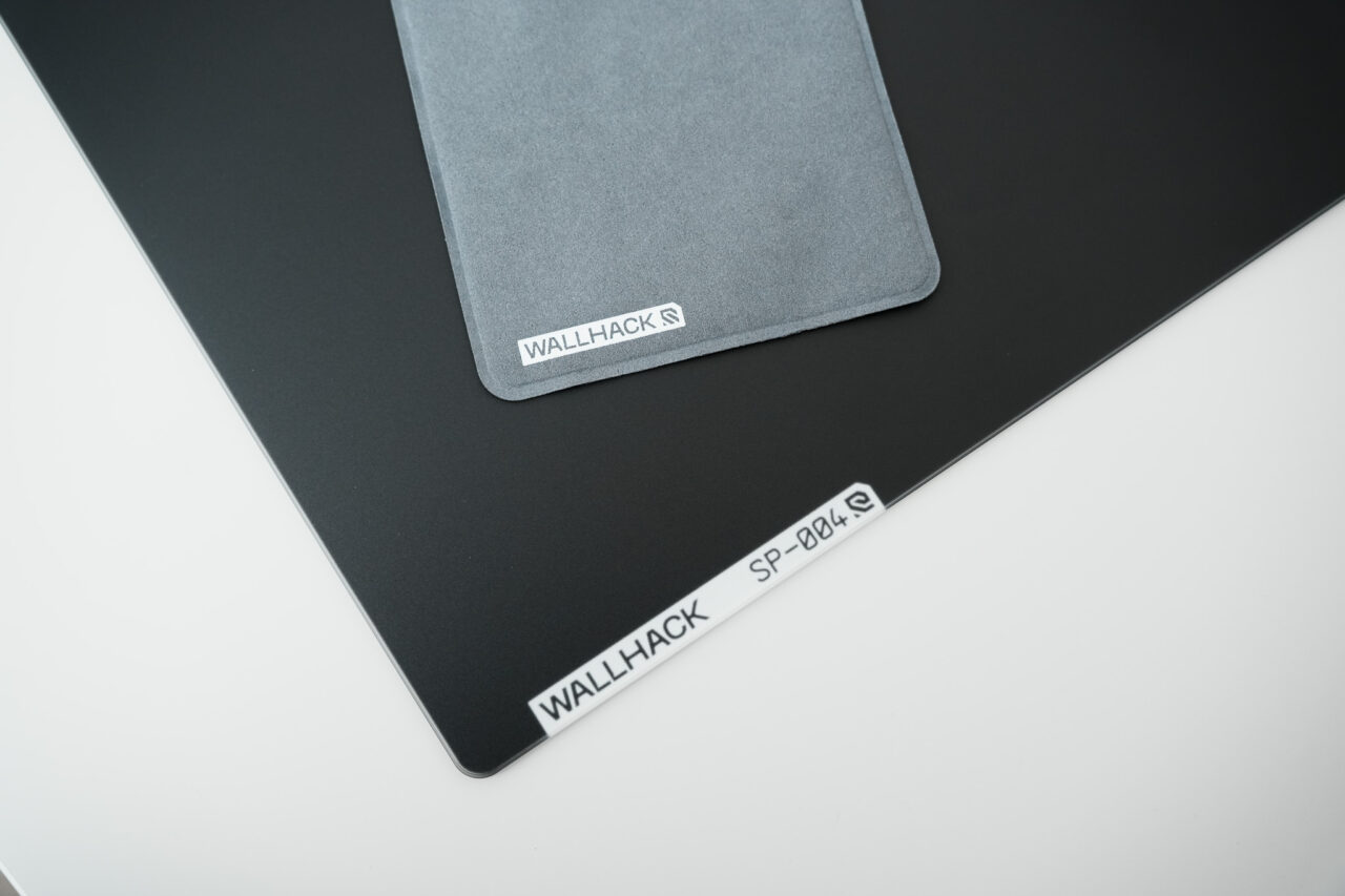 WALLHACK SP-004 レビュー：刷新された新世代のガラスマウスパッド