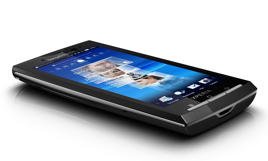 ソニー・エリクソンが初のAndroidケータイを世界同時発表，顔認識機能