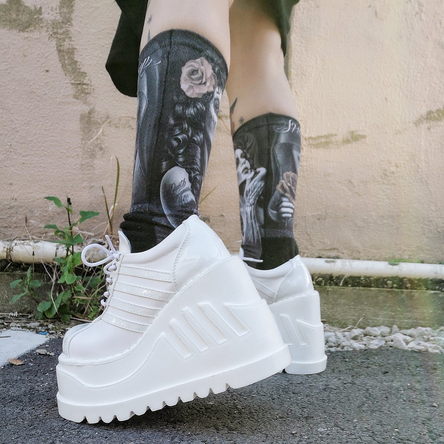 DEMONIA】ウェッジソール厚底スニーカー(ホワイト) – EpicureanGarden
