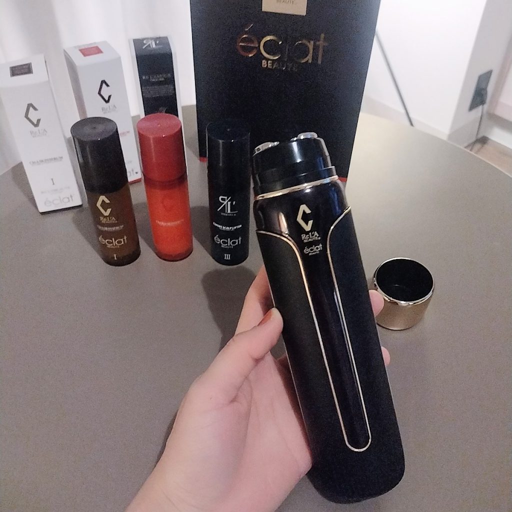 ストレスフリーにサロン級のお手入れができるリアボーテの美顔器