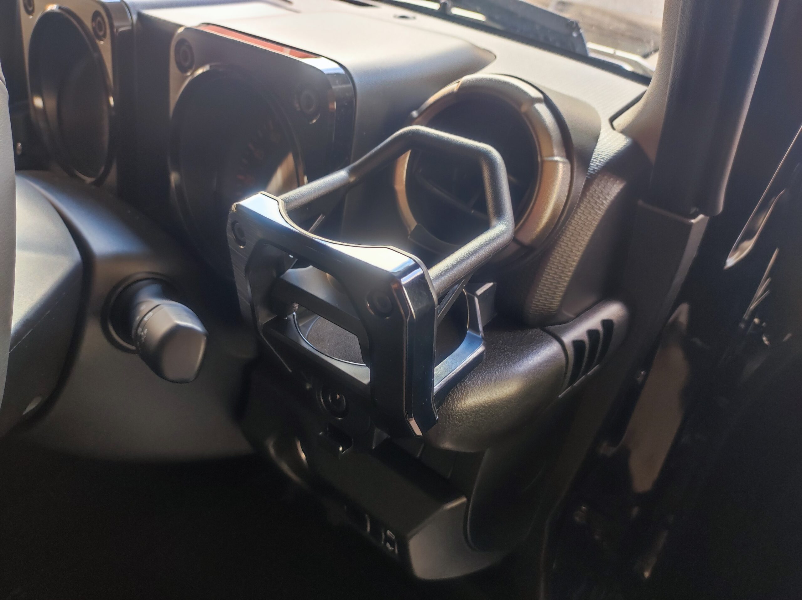 JB74ジムニーシエラ 槌屋ヤック ドリンクホルダー レビュー