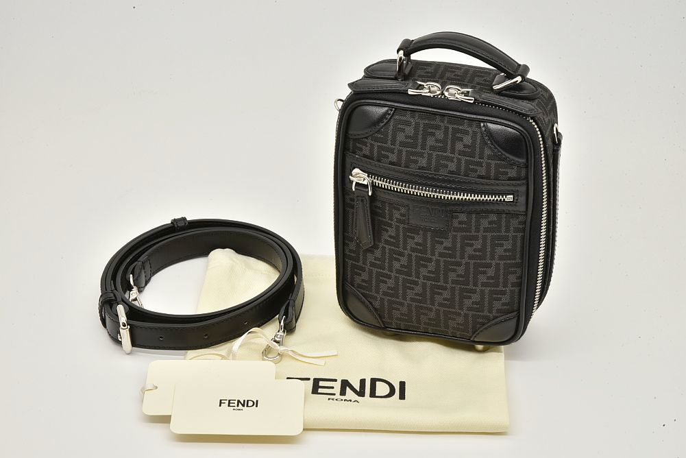 駅南やまご質店オンラインショップ / フェンディ ズッカ トラベル ミニ