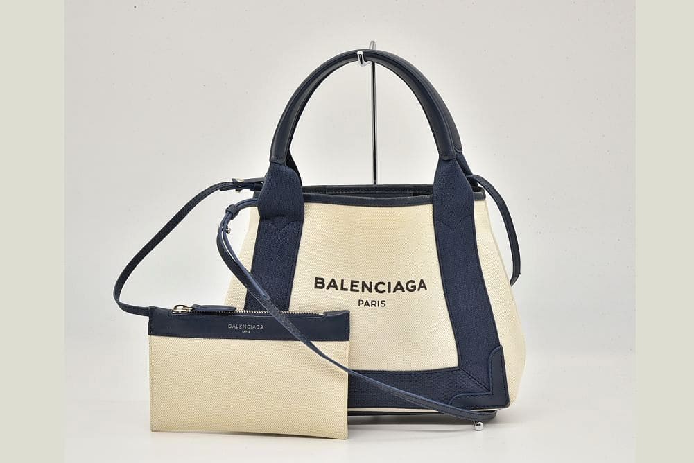 駅南やまご質店オンラインショップ / バレンシアガ Navy ネイビー