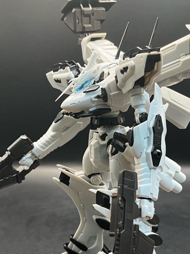 再販ラッシュ第ニ弾！！ アーマードコア ホワイト・グリント