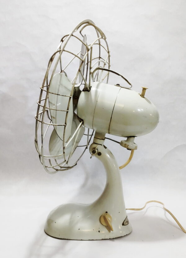 昭和ﾚﾄﾛ鉄製扇風機/東芝 - 生活骨董の店 やまいく