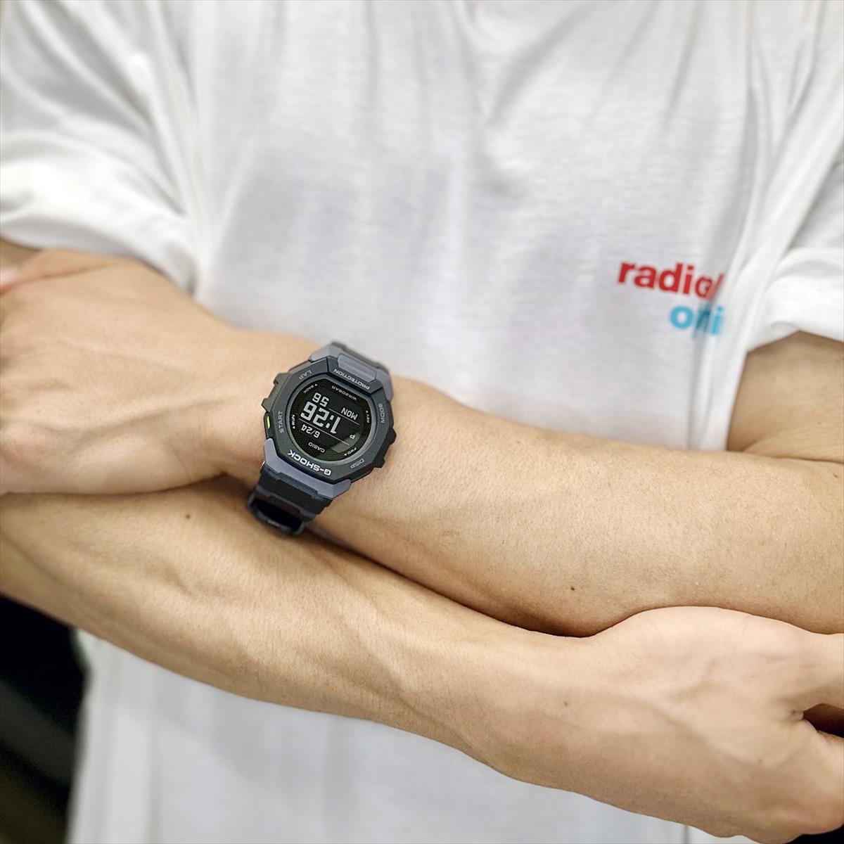 カシオ Gショック G-SQUAD GBD-300-1JF スマートフォンリンク ステップ