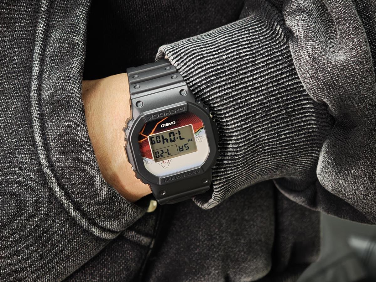 カシオ Gショック DW-5600KHSH25-1JR 葛飾北斎 made in Japan 山下白雨