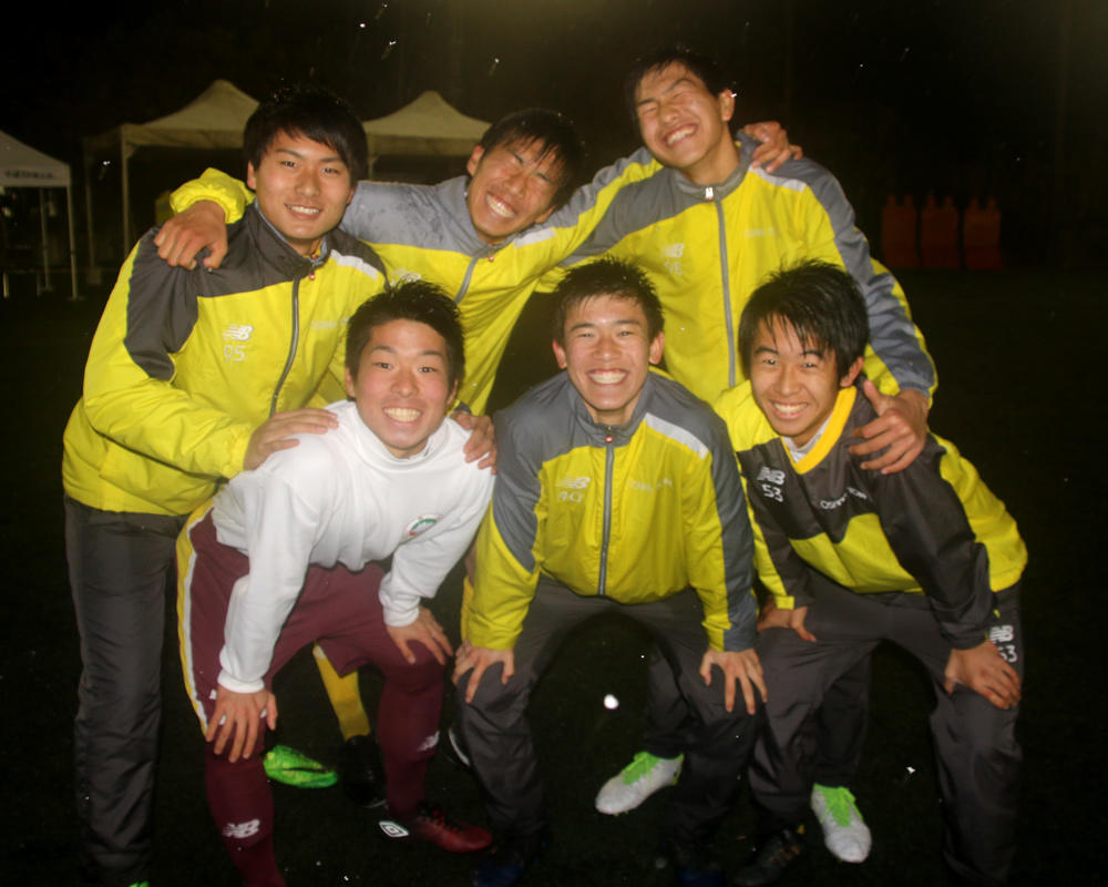 大阪桐蔭高校サッカー部の部員の様子（写真9枚）：ヤンサカ