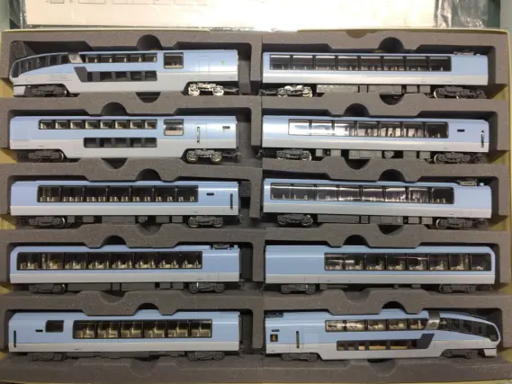 251系「スーパービュー踊り子」登場時色を弄る。その1 KATO10-177