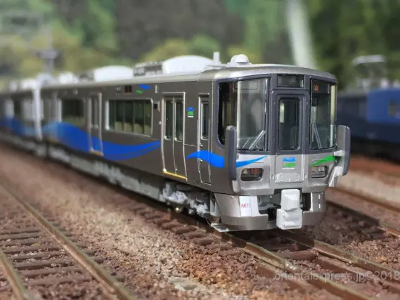 KATO あいの風とやま鉄道521系の入線です。10-1437 | NGaugeJP - 横濱