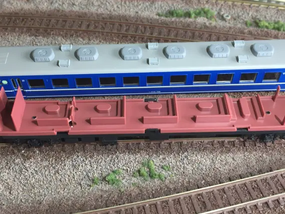 12系 お座敷列車 「カヌ座」＋「サロン佐渡」登場時が入線です