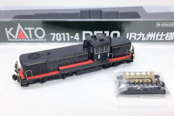 DE10 JR九州仕様（黒塗装）が入線しました。KATO 10-1534 | NGaugeJP
