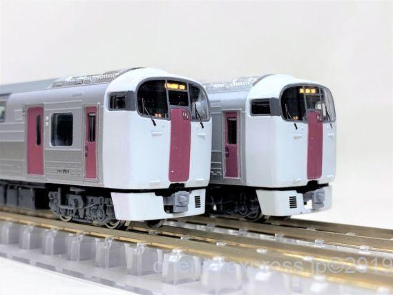 215系 2次形「ホリデー快速ビューやまなし」が入線いたしました