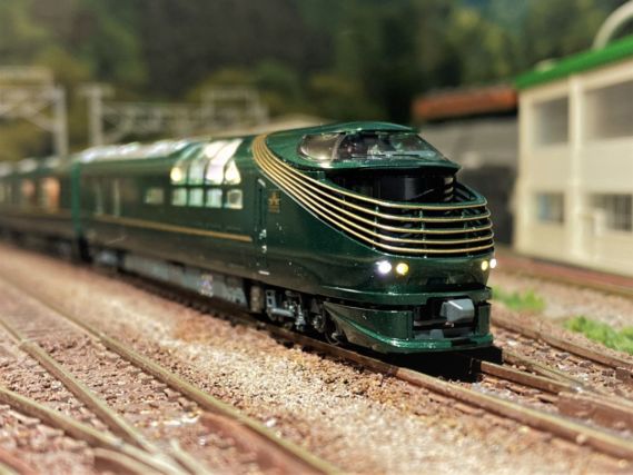 87系「トワイライトエクスプレス瑞風」を弄る。その1 KATO 10-1570