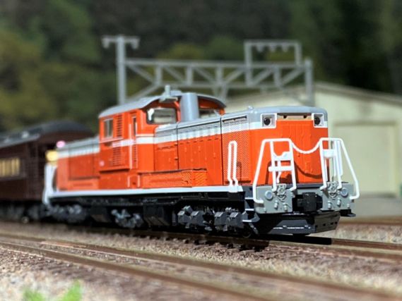 DD51 1043号機 下関総合車両所 が入線しました。KATO 7008-C