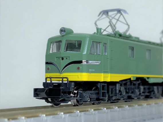 EF58 初期形大窓 青大将 の入線です。KATO 3039 | NGaugeJP - 横濱模型