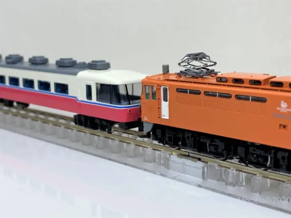 EF65 123号機・ユウユウサロン岡山塗装が入線しました。（オレンジ