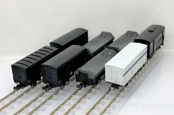 花輪線貨物列車 8両セットが入線です。KATO 10-1599 | NGaugeJP - 横濱