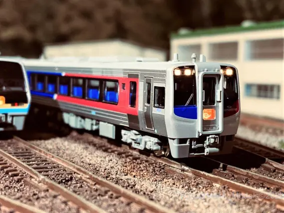 JR四国N2000系が入線しました。KATO 10-1627 | NGaugeJP - 横濱模型