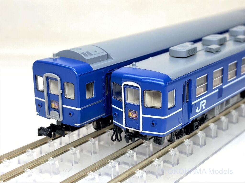 12系3000番代＋14系15形「だいせん」「ちくま」が入線です。TOMIX