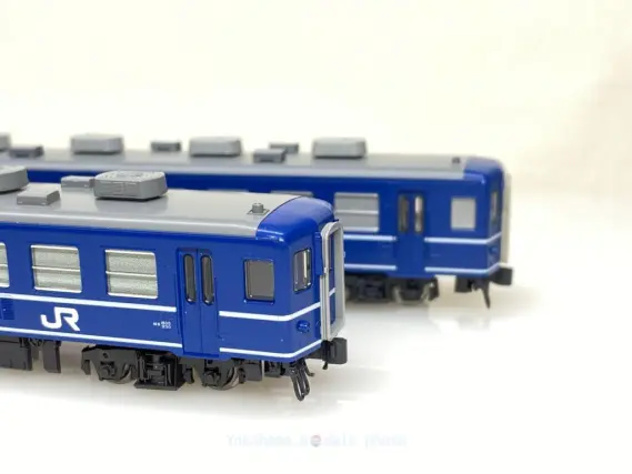 12系客車 JR東日本高崎車両センター（オヤ12入り）が入線です。KATO 10