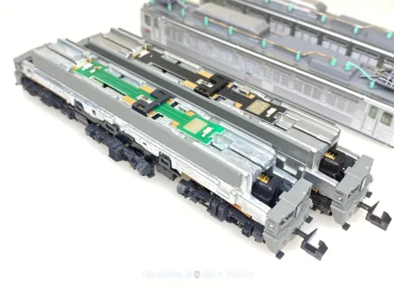 EF81 300番台（ステンレス）が入線です。KATO 3067-1 | NGaugeJP