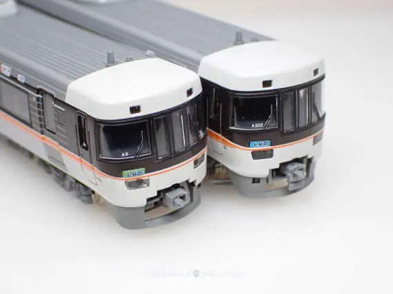 383系「しなの」が入線しました。 KATO 10-1781 / 10-1782 / 10-1783